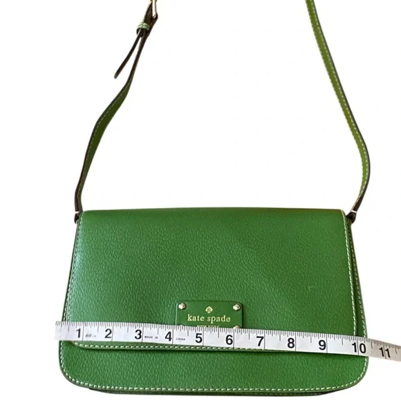 Kate Spade Wellesley Flynn Crossbody Bag Lime Green Leather Purse Dark Academia - Picture 8 of 13